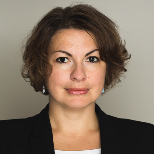 a2r1W0000015Y8vQAE_Corinne-Raux-500x500